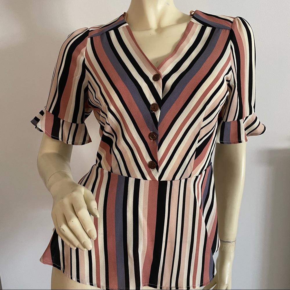 Short sleeved Striped v-neck peplum top with ruffle cuff